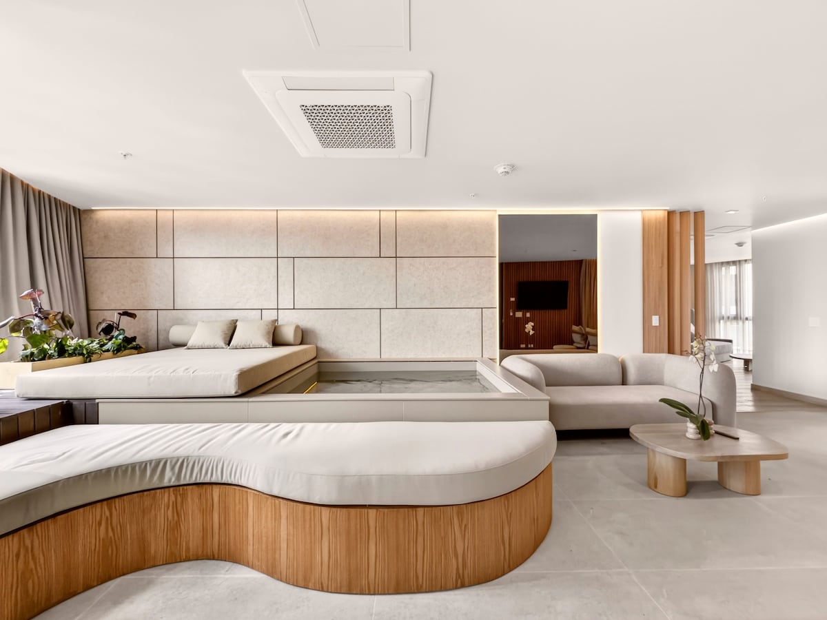 Apartment with Private Jacuzzi in Provenza, Medellín